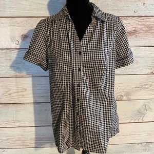 Lane Bryant short sleeve button down blouse.